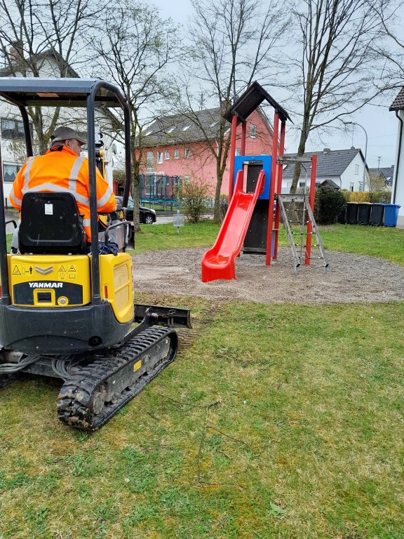 Rutsche für Spielplatz am Hochfeld - Bild